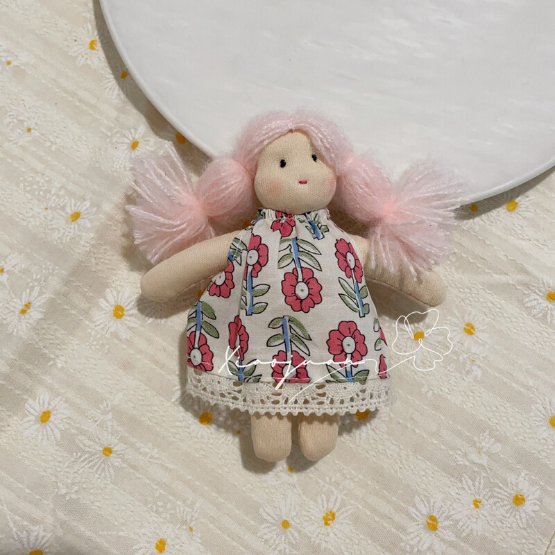 かわいい長い髪の三つ編みの女の子のヘアピン韓国の甘い花柄スカート人形子供の前髪ヘアピン女の子のヘアアクセサリー|undefined