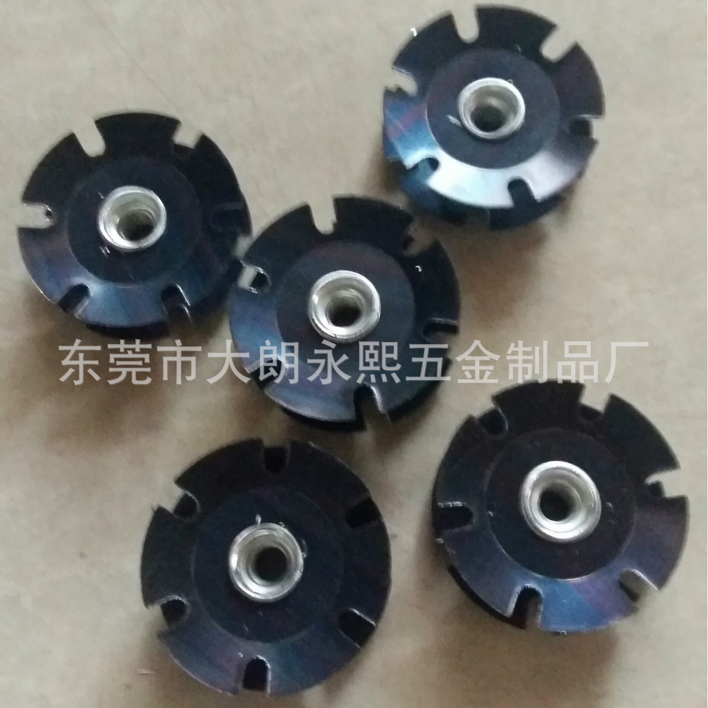 源头厂家生产m8*28.5梅花弹片滑板车配件