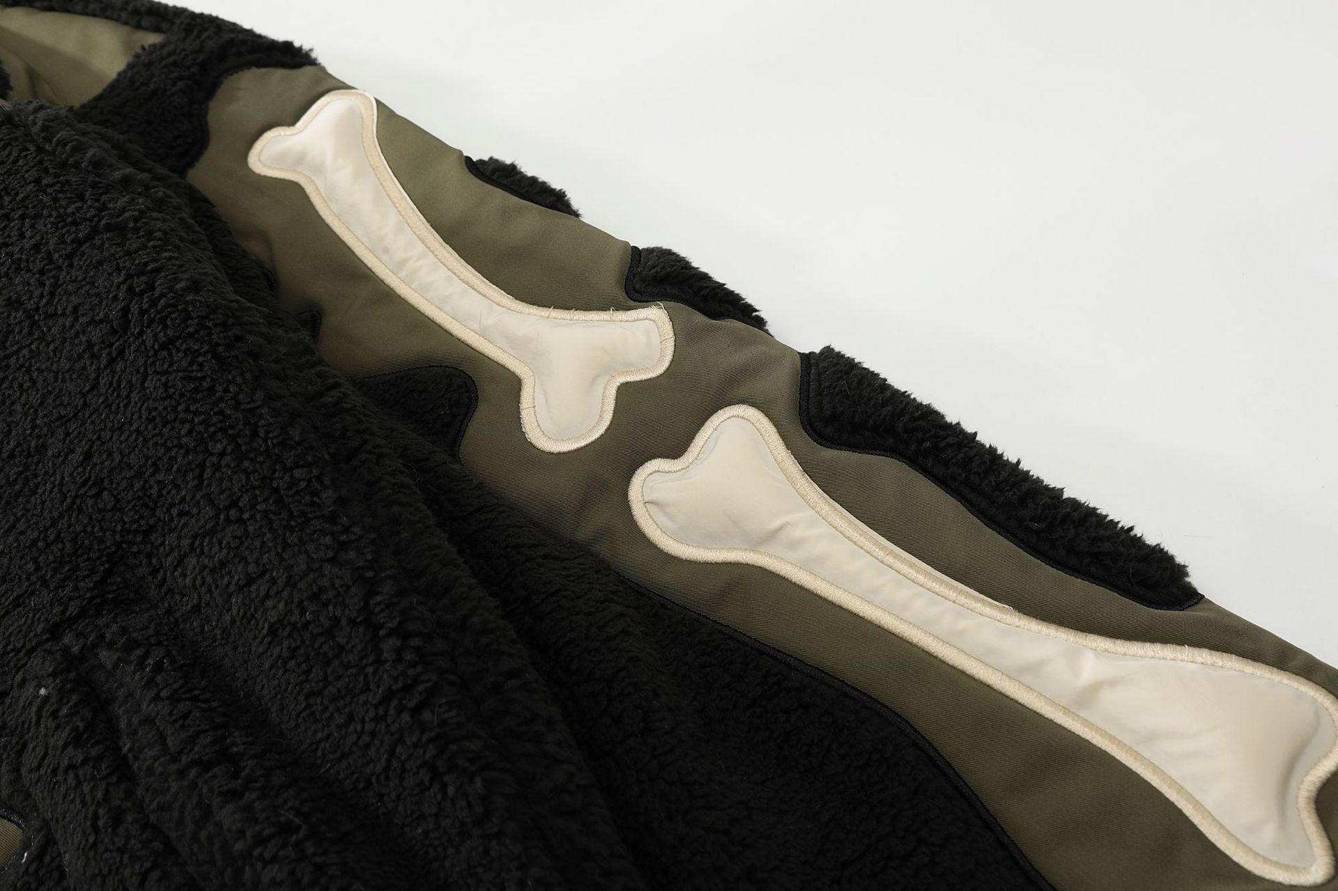 Herrkläder Lammullssömmar handduk broderi bomullsrock vinter varm bomullsrock tonåring män och kvinnor lös parrock_voghion.com