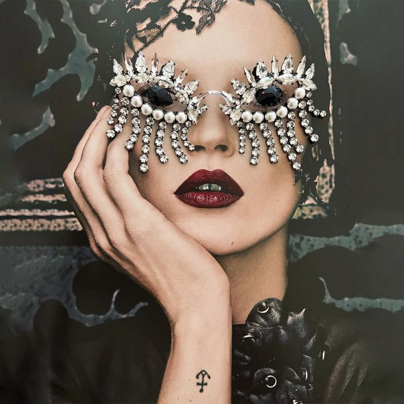 European and American rhinestone glasses frame female ins style black funny glasses frame photo props Eyeglass frame European and American rhinestone glasses frame female ins style black funny glasses frame photo props Eyeglass frame