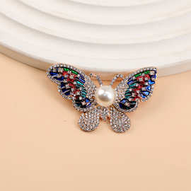 精致优雅天然淡水珍珠蝴蝶胸针时尚个性衣服别针胸花配饰批发