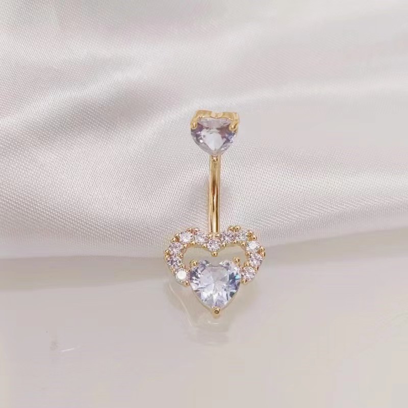 16G labret stud size and finish detail