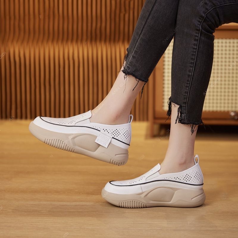 New platform shoes hollow shoes hole casual shoes women's soft sole single shoes one pedal lazy shoes_voghion.com