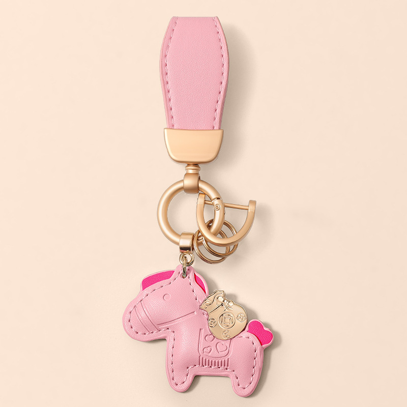 Car Keychain for Women 2025 New Exquisite Small Pendant Accessory with a High-End Feel, Symbolizing Immediate Wealth and Good Fortune, Creative Design