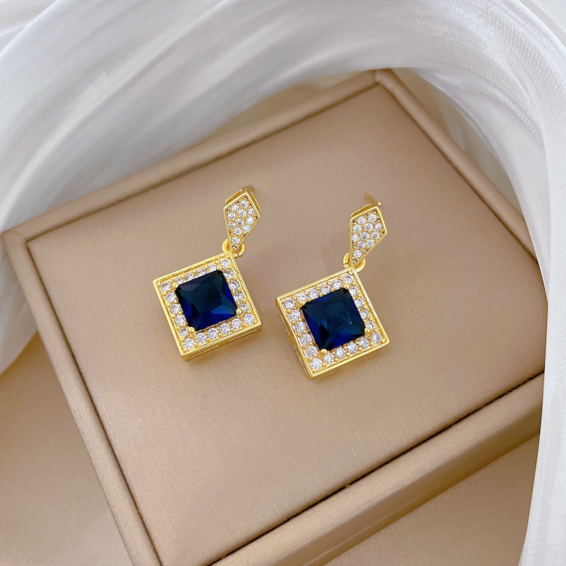 【钛钢】微镶项链耳环套装轻奢菱形吊坠个性气质宴会耳饰项饰组合详情4