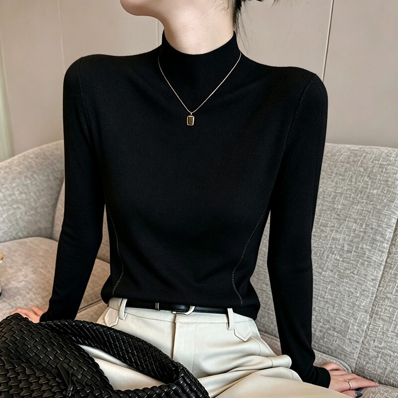 Spring and autumn thin fine-knit sweater with fine ribbing, half-high collar, women's white slim-fit base sweater, inner top Spring and autumn thin fine-knit sweater with fine ribbing, half-high collar, women's white slim-fit base sweater, inner top