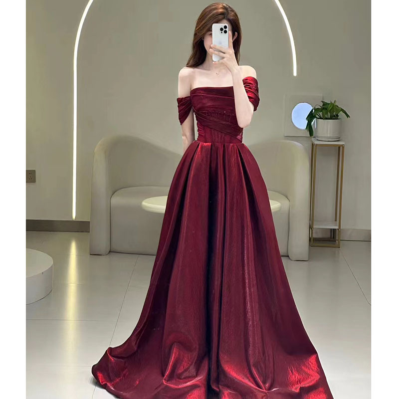 wine red off-shoulder French dress female bride slimming toast wedding dress dinner host dress dress