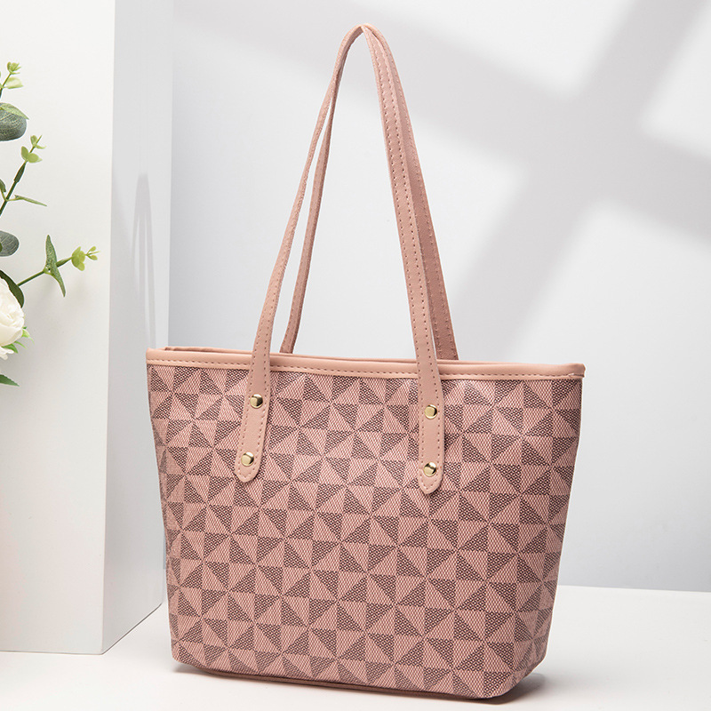 Mayorista trenzado impresión cremallera relieve de moda generosa 2023 bolsos de mano bolsos especiales de gran capacidad de moda triángulo image 8