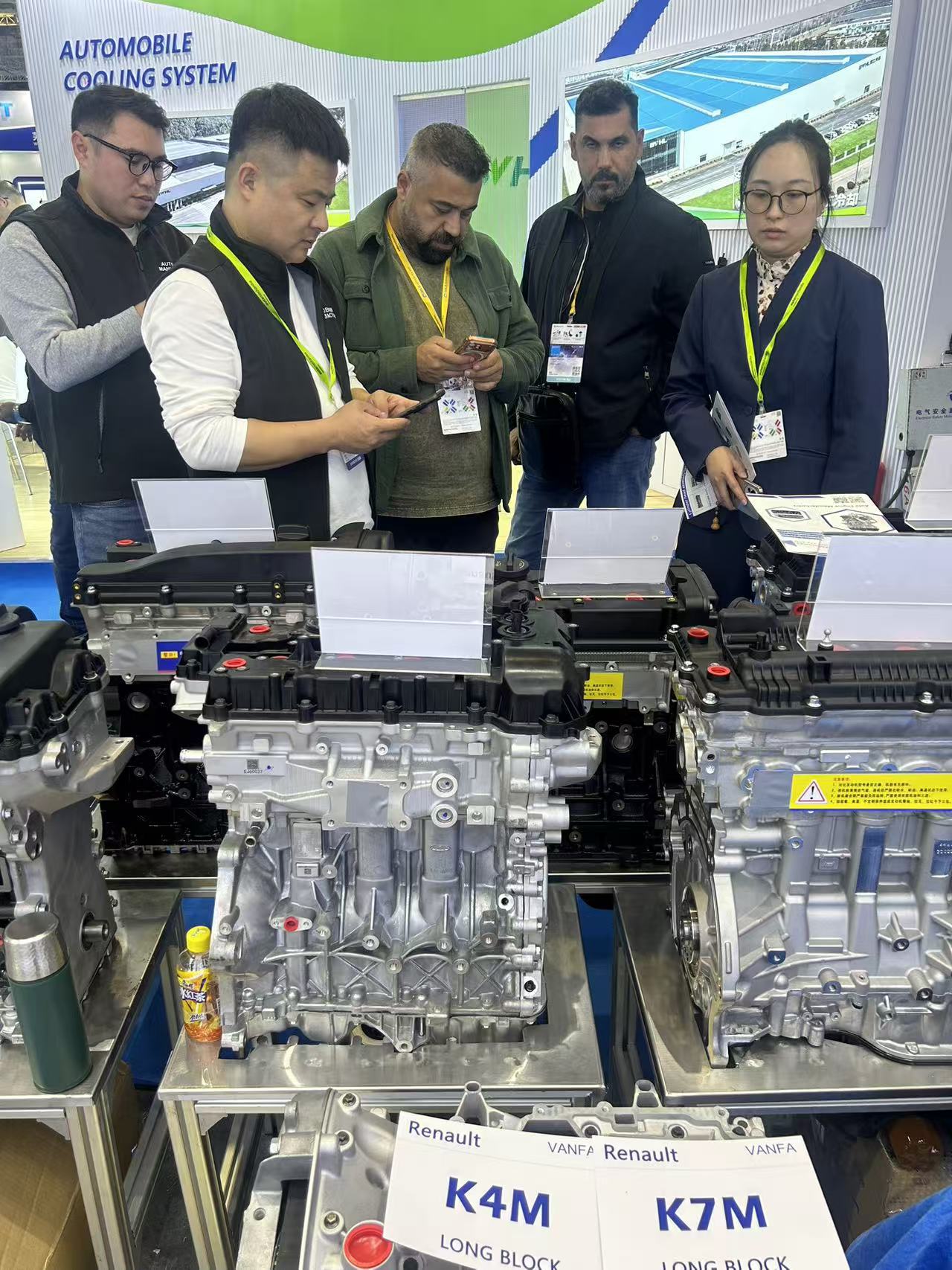 Automotive Engine Manufacturing and Supply: 1Zz 3Zz-Fe 1.8L 4-Cylinder Engine Assembly Suitable for Toyota