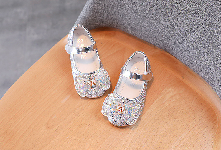 2024 frühjahr Neue Mädchen Mode Wasser Ziegel Cartoon Prinzessin Schuhe Koreanische Version Kleines Mädchen Pailletten Leder Schuhe Weichen Boden Baby Schuhe_voghion.com