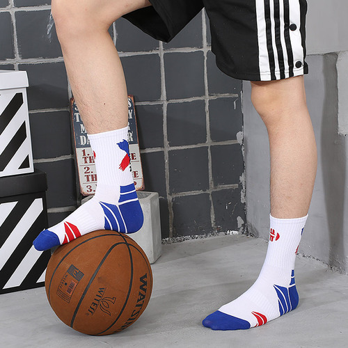 Basketball socks men's actual high-top sports socks football stars the same elite professional white socks for middle and high school students