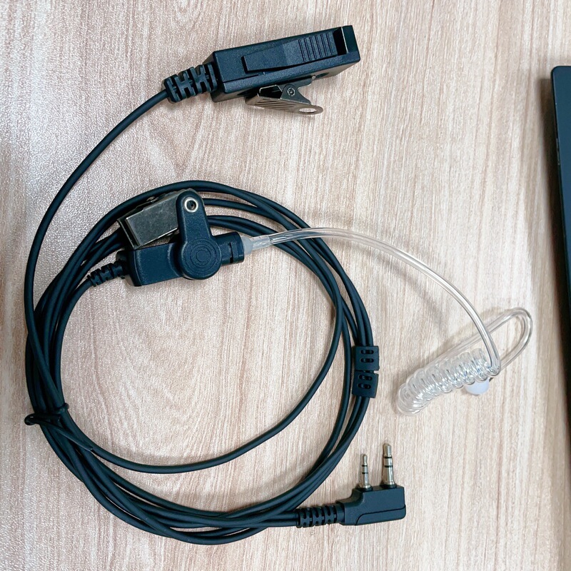 2-Pin Ptt and Microphone Earbuds with Transparent Acoustic Coil Tube Suitable for Use 2-Pin Ptt and Microphone Earbuds with Transparent Acoustic Coil Tube Suitable for Use