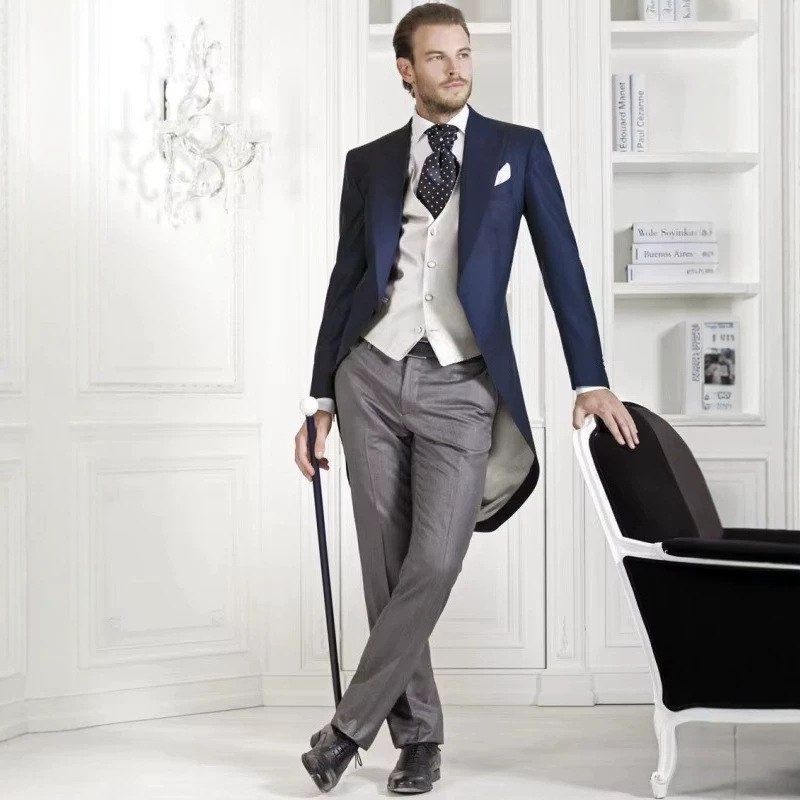 Cross-border foreign trade European and American men's business casual suit, wedding tuxedo, gentleman's long tailcoat Cross-border foreign trade European and American men's business casual suit, wedding tuxedo, gentleman's long tailcoat