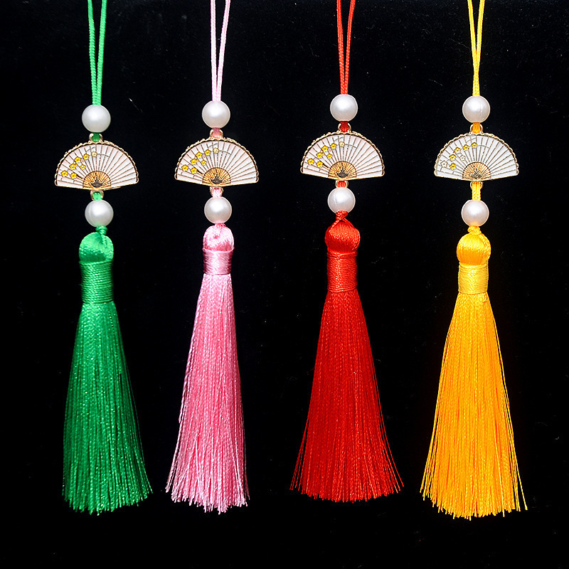 National Tide Vintage Tassel Fringe Pendant Pearl White Fan Tassel Small Hanging Spike Hanfu Pressure Pendant Accessories Pendant National Tide Vintage Tassel Fringe Pendant Pearl White Fan Tassel Small Hanging Spike Hanfu Pressure Pendant Accessories Pendant