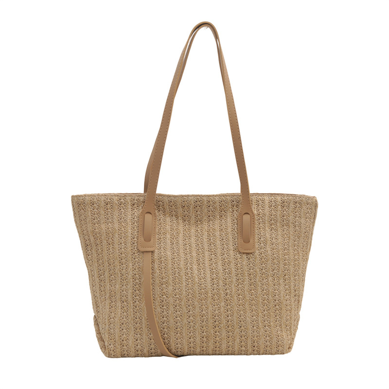 Bolsa de gran capacidad para mujeres 2024 nuevo bolso de paja de viaje de moda en línea bolso de hombro para trabajar