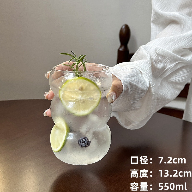 Bloggers con el mismo tipo de tazas de vidrio de gran capacidad en cafetería americana helada taza de jugo de fruta taza de té de fruta