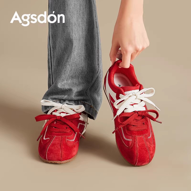 Zapatos de entrenamiento alemán rojo de la antigua mujer 2026 nuevo primavera Año Nuevo Zapatos de boda de la vida y zapatos casuales de lana Gump