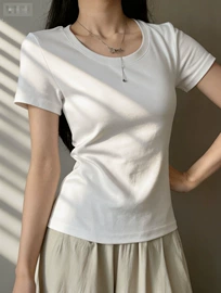 女式针织衫;女式羊绒衫;女式毛呢外套