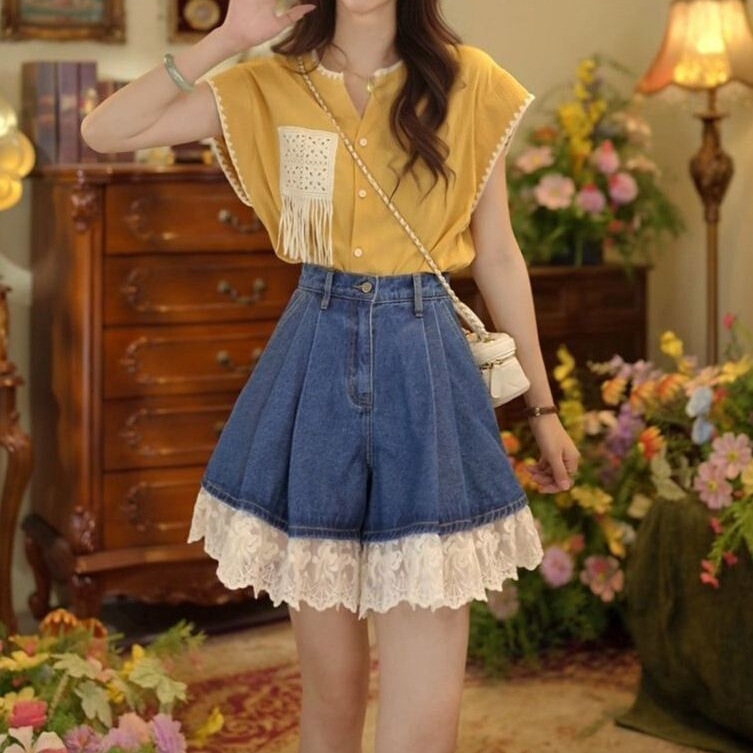 Women's Summer Shirt with a Youthful Collar, Vintage High-Waisted Denim Skirt-Pants, Lace Patchwork A-Line Shorts Two-Piece Set Women's Summer Shirt with a Youthful Collar, Vintage High-Waisted Denim Skirt-Pants, Lace Patchwork A-Line Shorts Two-Piece Set