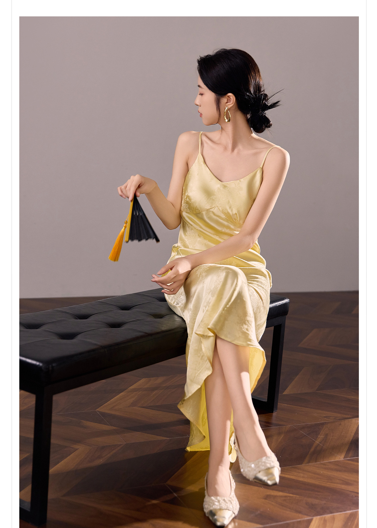 Đầm ôm body nữ chất liệu acetate hoa văn jacquard, dáng dây mảnh, phong cách tân cổ điển — màu vàng chi tiết 9