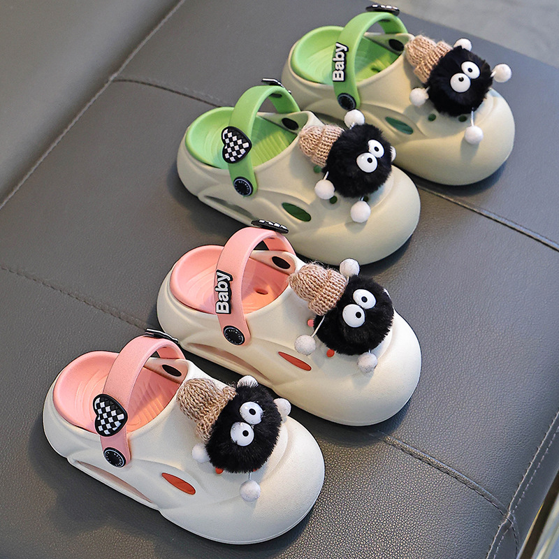 Zapatillas de verano para niños, niños y niñas, anti-deslizante, sensación de mierda para padres e hijos, niños de edad media, niños respirantes, zapatos de agujero de playa para niños.