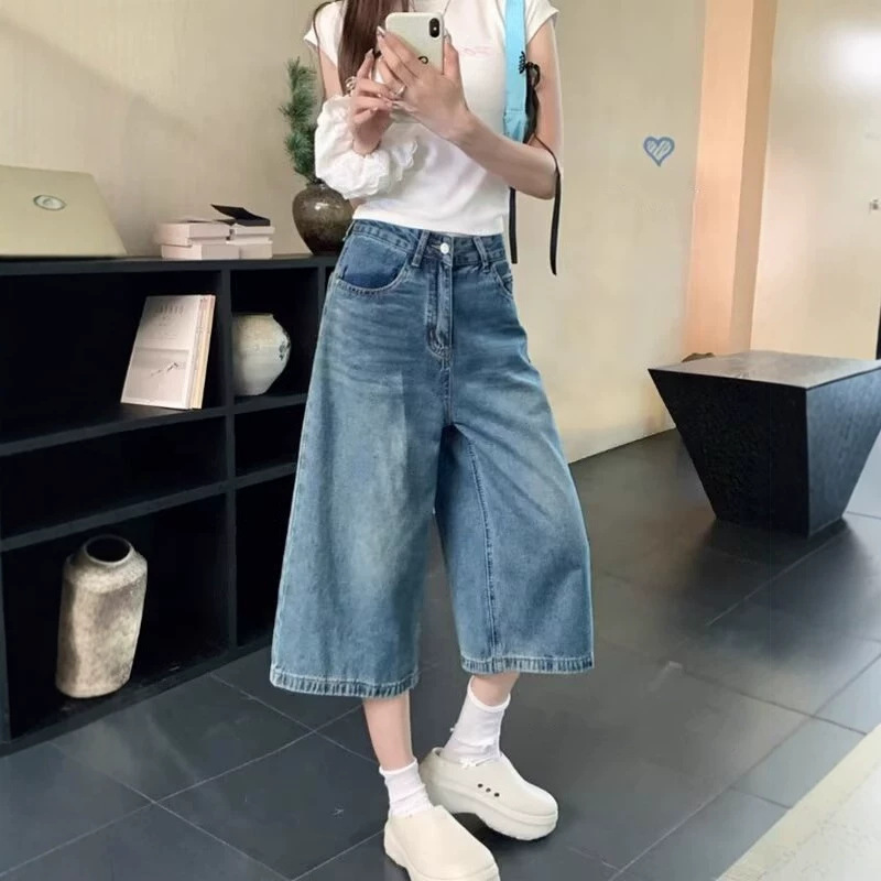 Light Blue Washed Cropped Jeans for Women 2025 New Style Petite American High Street Loose Wide-Leg Pants Summer Light Blue Washed Cropped Jeans for Women 2025 New Style Petite American High Street Loose Wide-Leg Pants Summer