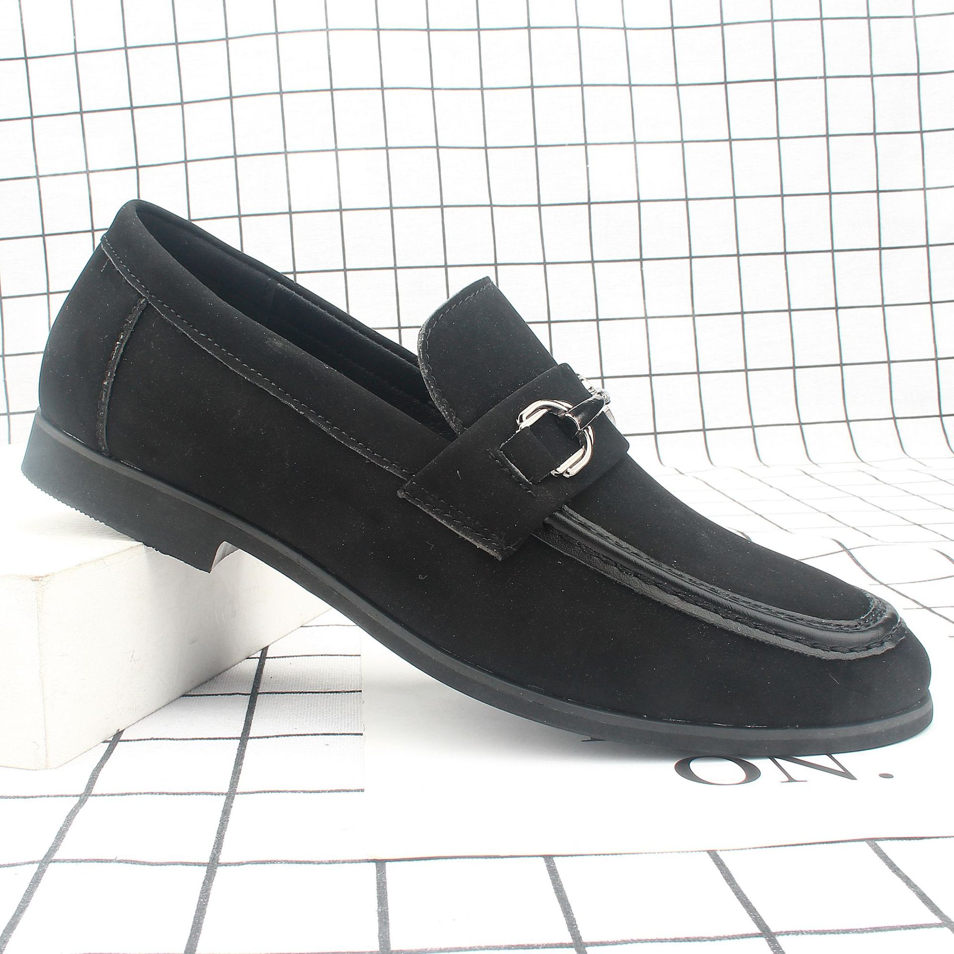 ŷ������Ͱ���Ӣ�׸�����ʿ������װƤЬ����ƤԲͷ��Ь236