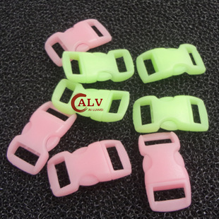 Luminous buckle 10mm Mini buckle luminous pet traction rope buckle buckle buckle manufacturers supply