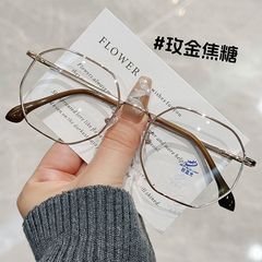 超軽量の金糸の小さい枠のメガネの女性の近視は高さのすっぴんの鏡の狭い枠を配合することができます。