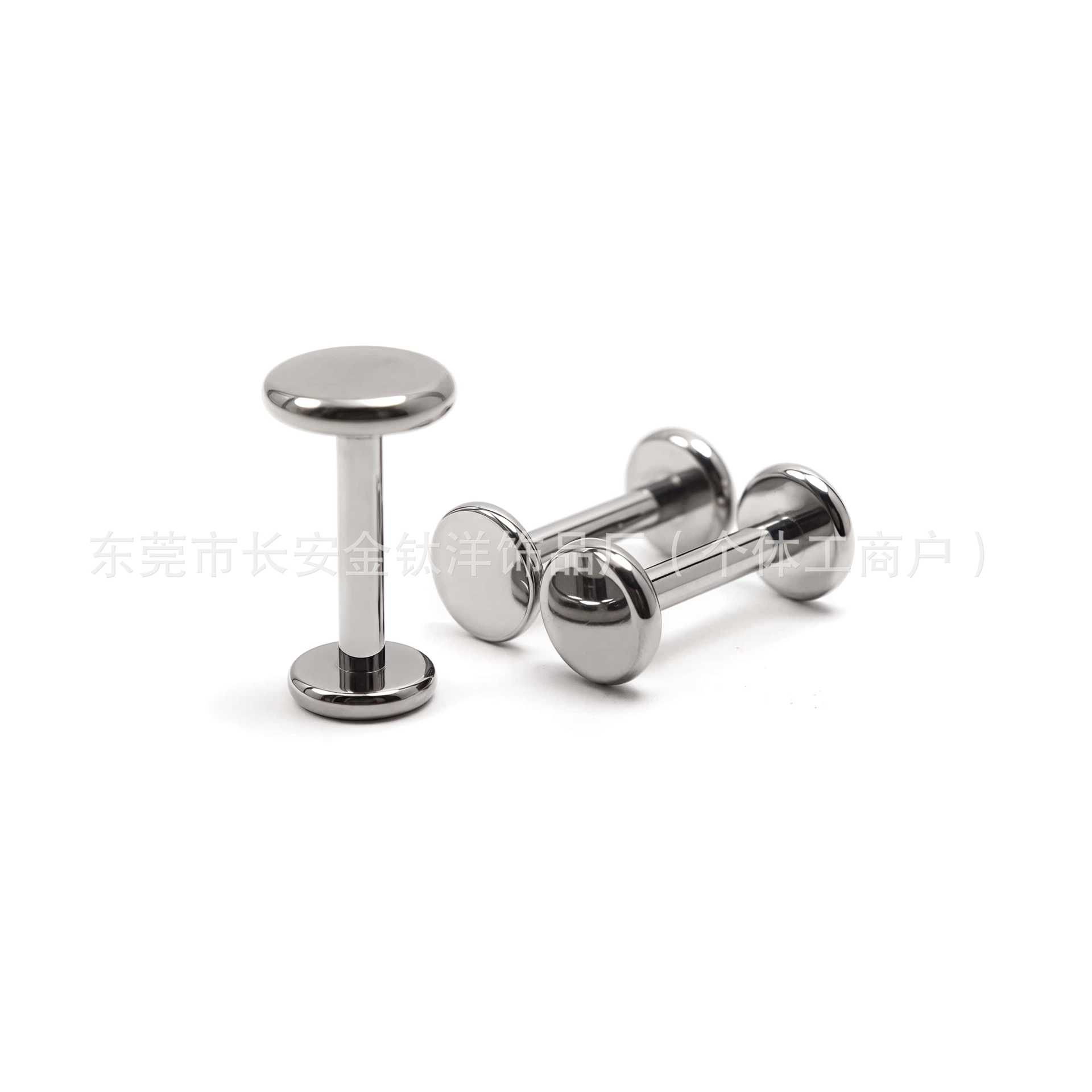 Pointed titanium steel lip stud product view