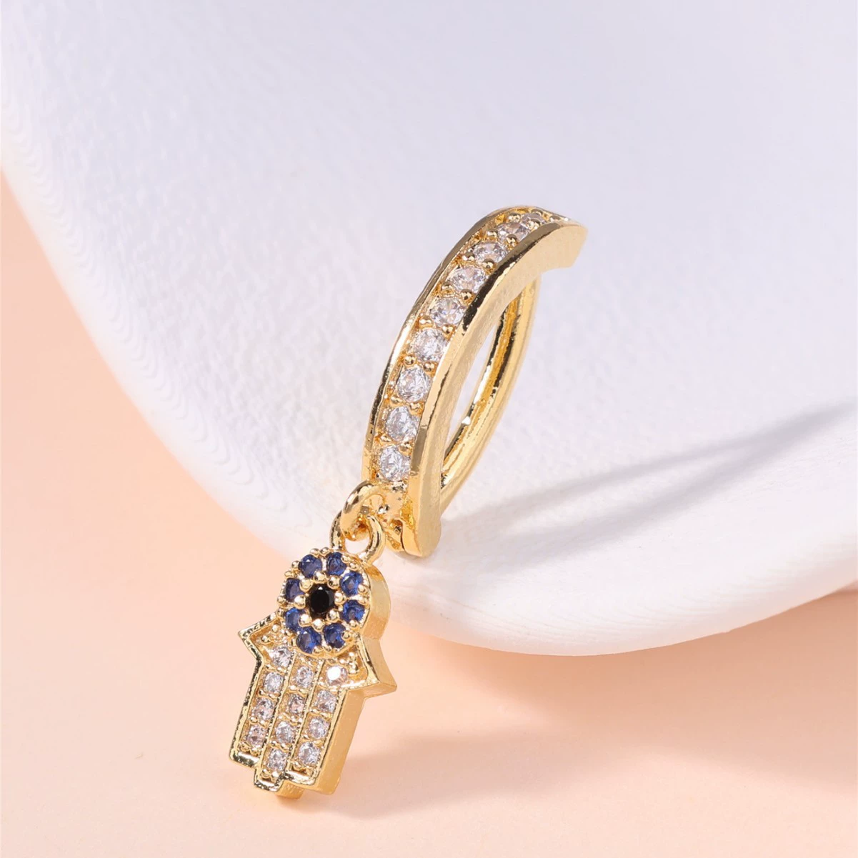 Европейские и американские пирсинг ювелирные изделия пупок кольцо экологически чистое медное покрытие 18K золото женщины Y2K магический глаз циркон подвеска пупок пупок подвеска