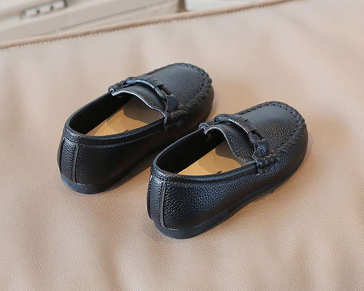 English style leather shoes with soft soles, one foot kick boys' bean new autumn 2022 baby shoes, children's shoe trend_voghion.com