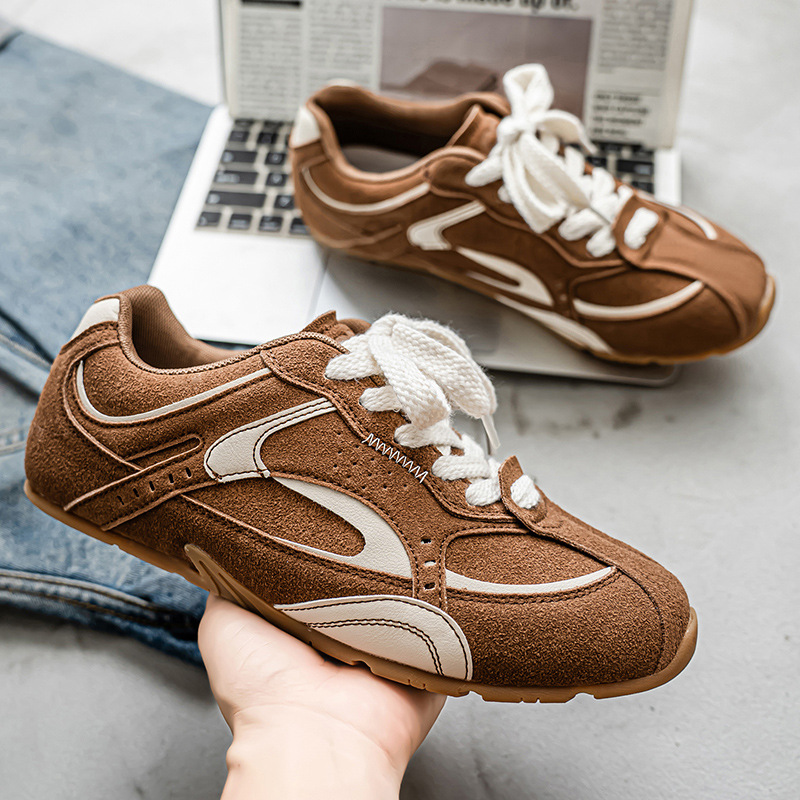 2025 primavera nuevo retro zapatos de entrenamiento alemanes, zapatos blancos de fondo plano, zapatos deportivos ligeros, zapatos casuales al por mayor