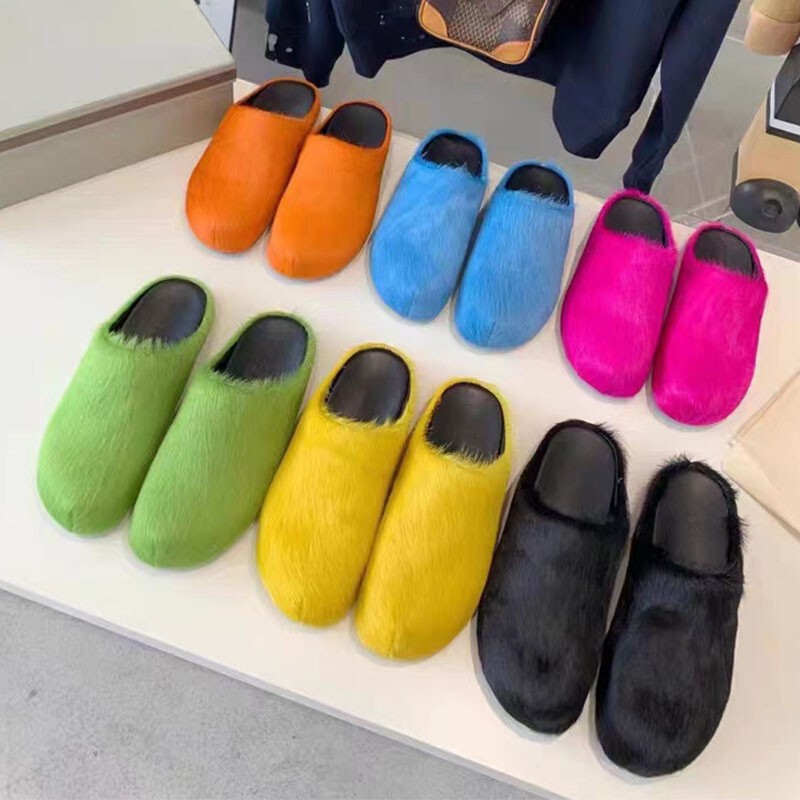 2024 cross-border women's shoes foreign trade new fashion Baotou round head back empty Mao Mao slippers flat horse hair plus size slippers 2024 cross-border women's shoes foreign trade new fashion Baotou round head back empty Mao Mao slippers flat horse hair plus size slippers