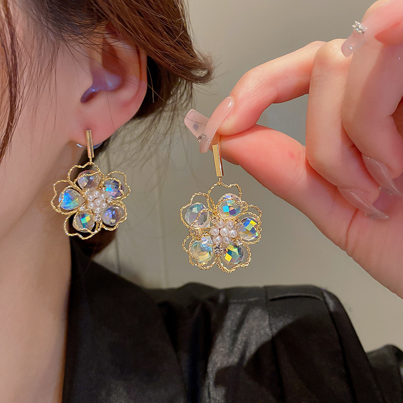 Pendientes de mariposa de cristal artificial degradado de aguja de plata chapado en oro real 2025 nuevos pendientes pendientes de moda exquisita mujer