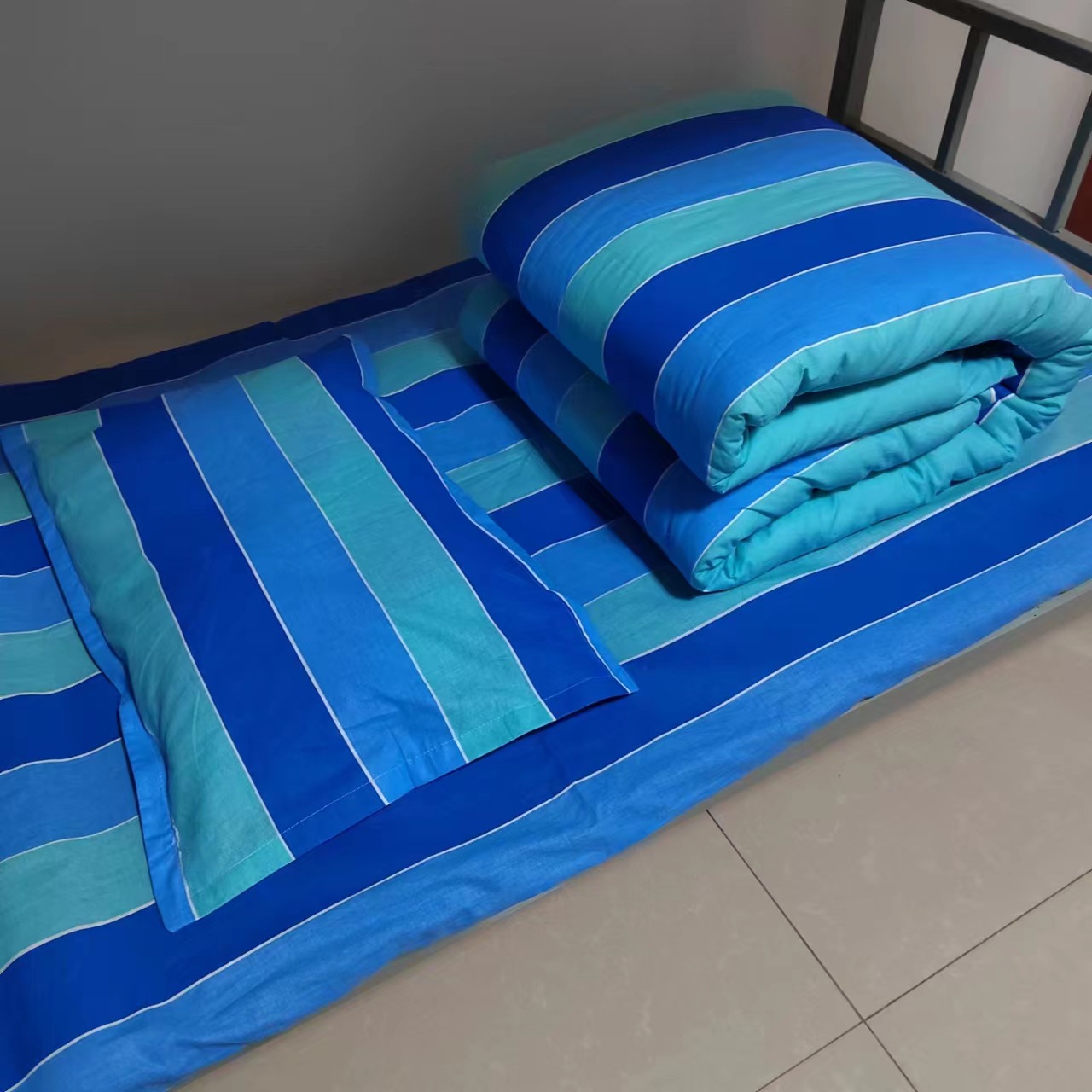파란색과 녹색 막대
