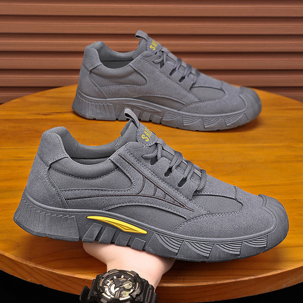 casual footwear