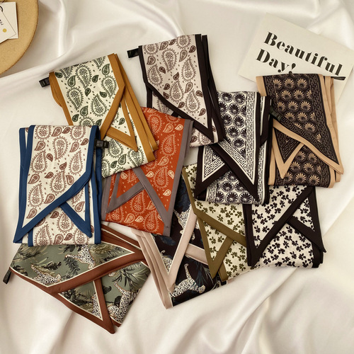 French Retro Cashew Flower Small Silk Scarf Korean New Style Diagonal Small Collar Scarf Spring Autumn Elegant Women Binding Scarf with Tassels Hairband