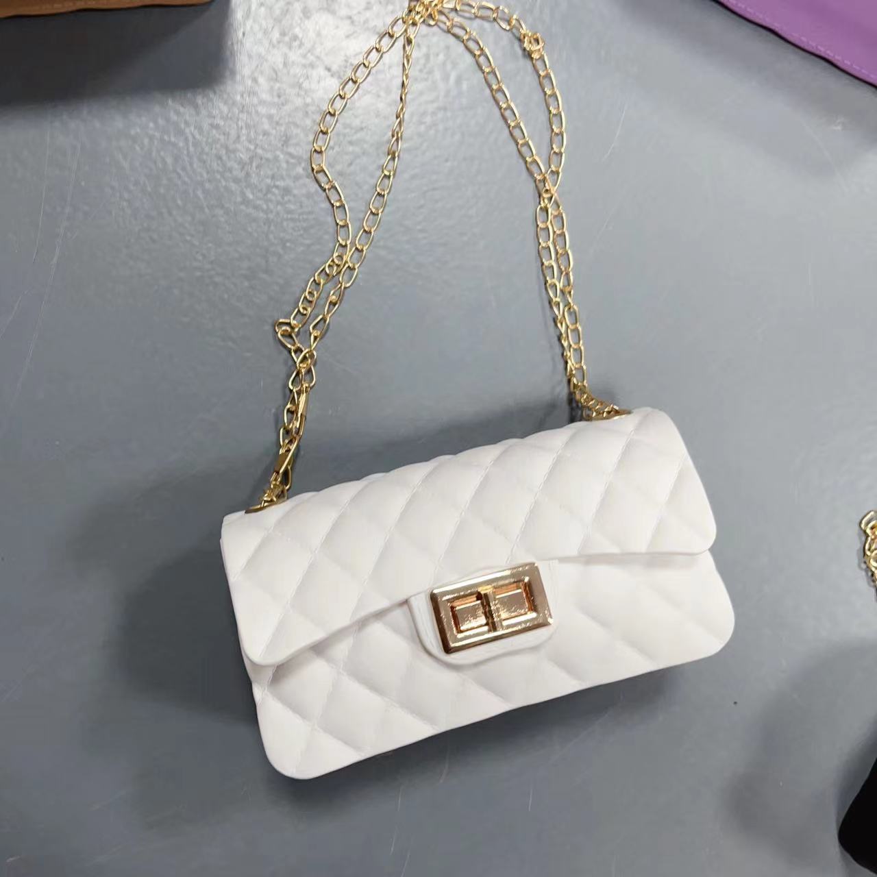 In the summer of 2025, the manufacturer is clearing out diamond-shaped bags, women's bags, single-shoulder bags, women's bags, crossbody bags and pvc bags undefined