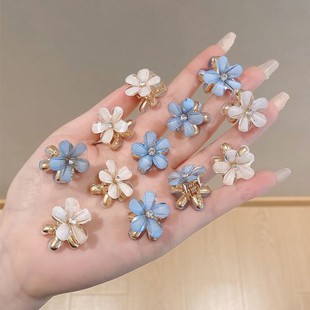 ����Сץ�A����С�ɐ۹����^��߅������l�l�A����С�l���l�