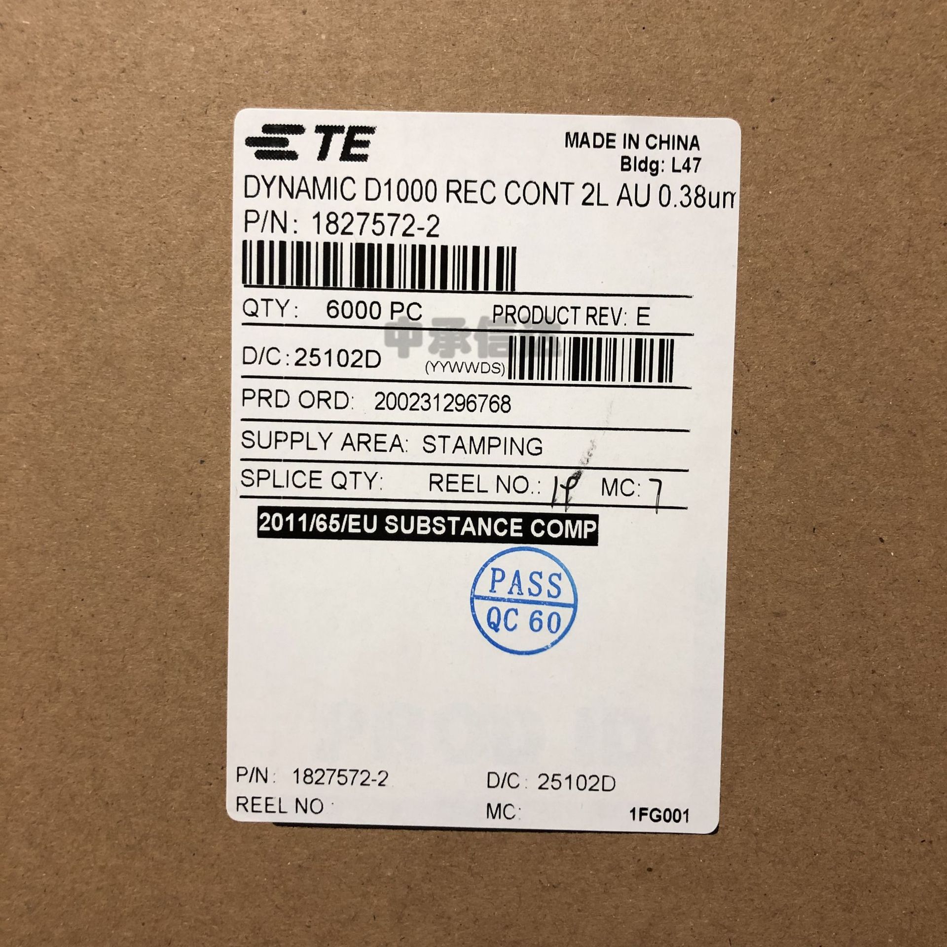 全新原装 1827572-2 线规：18-22AWG D-1000系列 压接 端子连接器