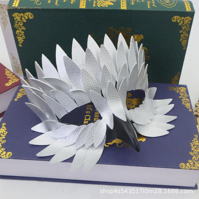 Halloween transfronterizo nueva máscara de plumas de boca de pájaro mitad cara cosplay accesorios de vestuario máscara de baile de maquillaje mujer