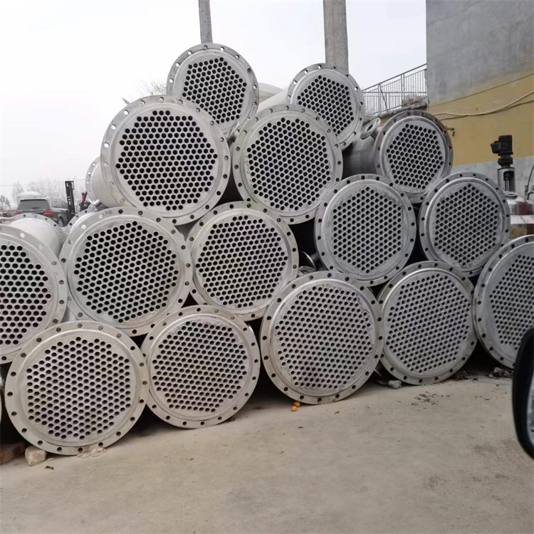 供应各种不锈钢冷凝器 3-50平方不锈钢列管换热器30平方冷凝器