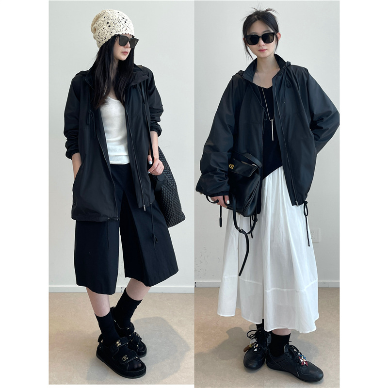 Row Style! Functional Windproof Fabric Stereo Tailoring Ultra-Light Silhouette Hooded Ultra-Thin Jacket Jacket for Women in Autumn
