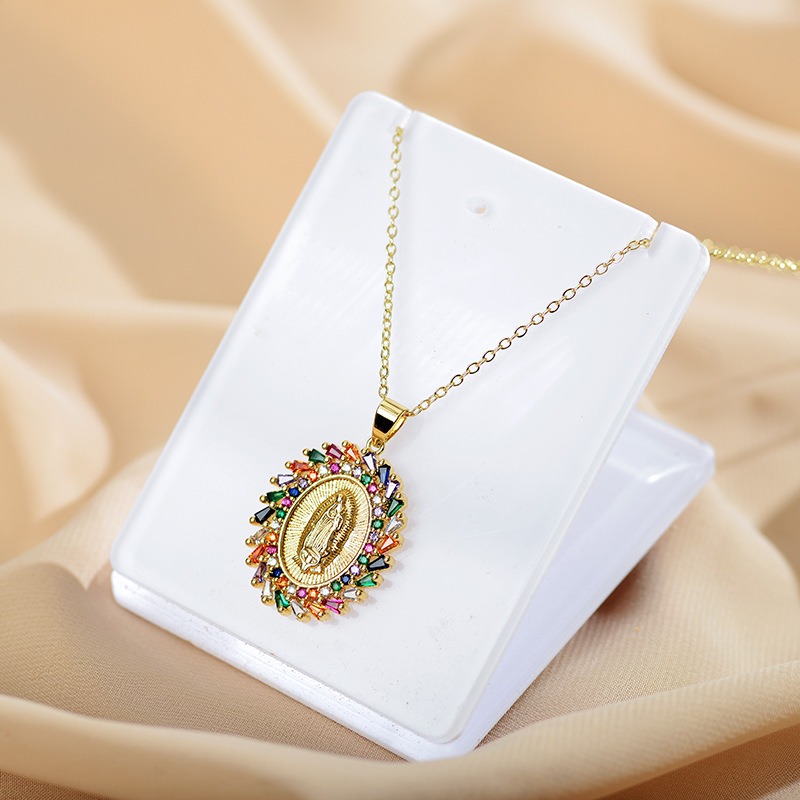 Fashion Portrait Copper Plating Zircon Pendant Necklace