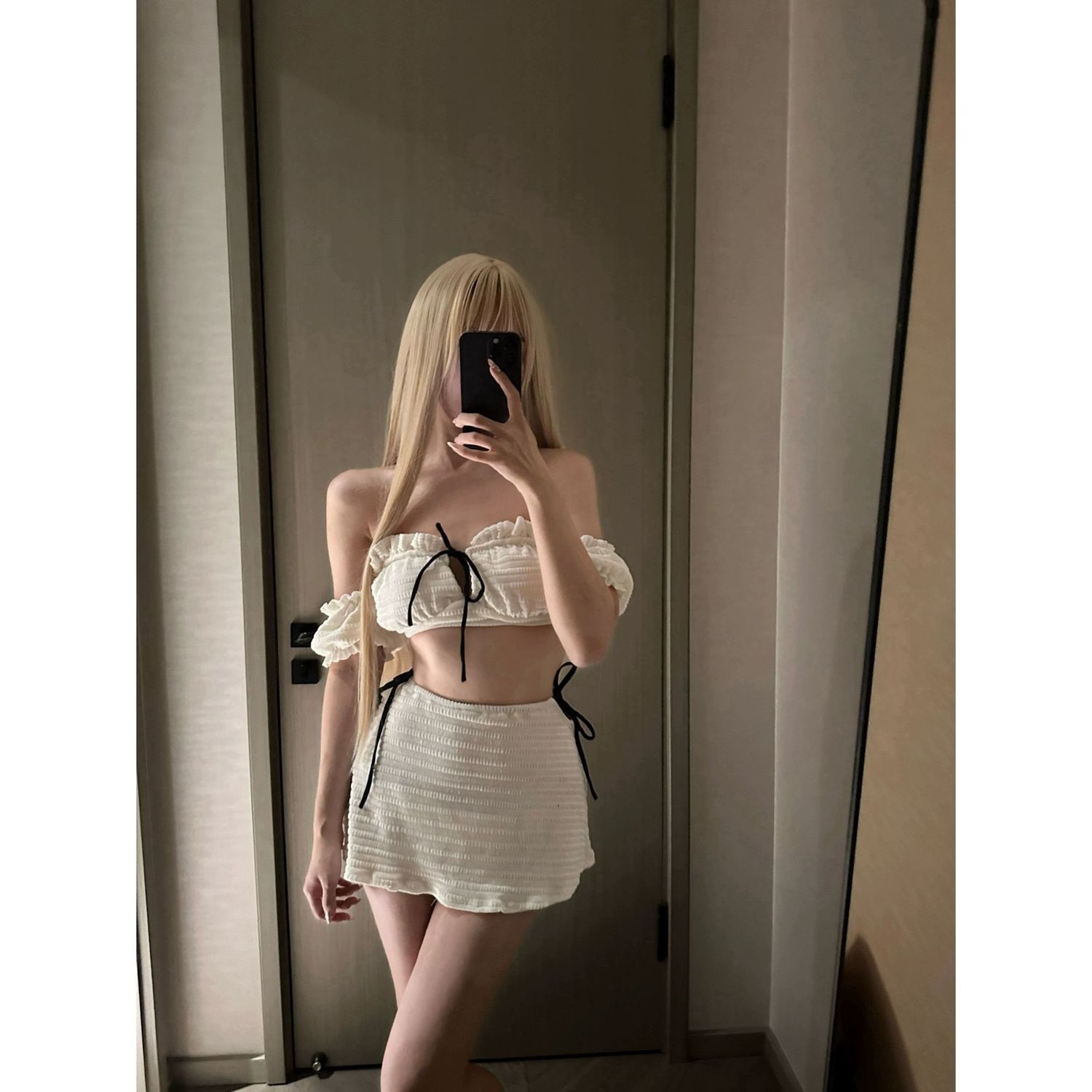 24 New South Korea Instagram Style Hot Spring Triangle Bubble Sleeve Casual Vacation Split Swimsuit Women's Velvet Skirt Style