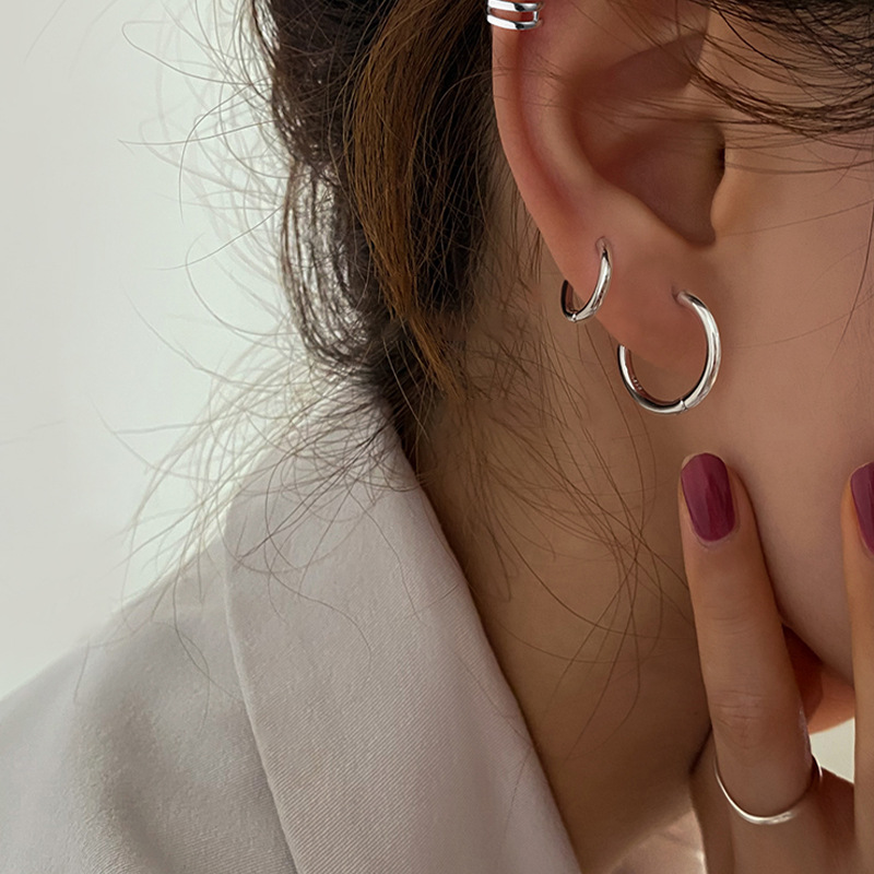Corea del Sur elegante Internet celebridad pendientes 2021 nueva moda oreja hebilla pendientes círculo pendientes anillo pendientes ins mujeres
