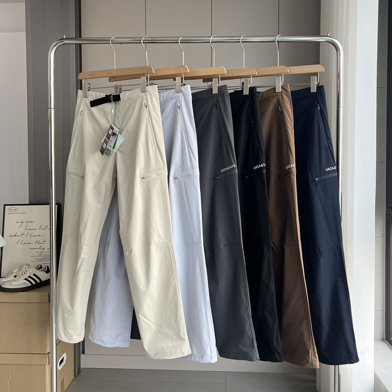 Great Products from the Channel! Couple Style Spring Outdoor Waterproof Softshell Hiking Pants Mountaineering Pants Cargo Pants Paratrooper Pants