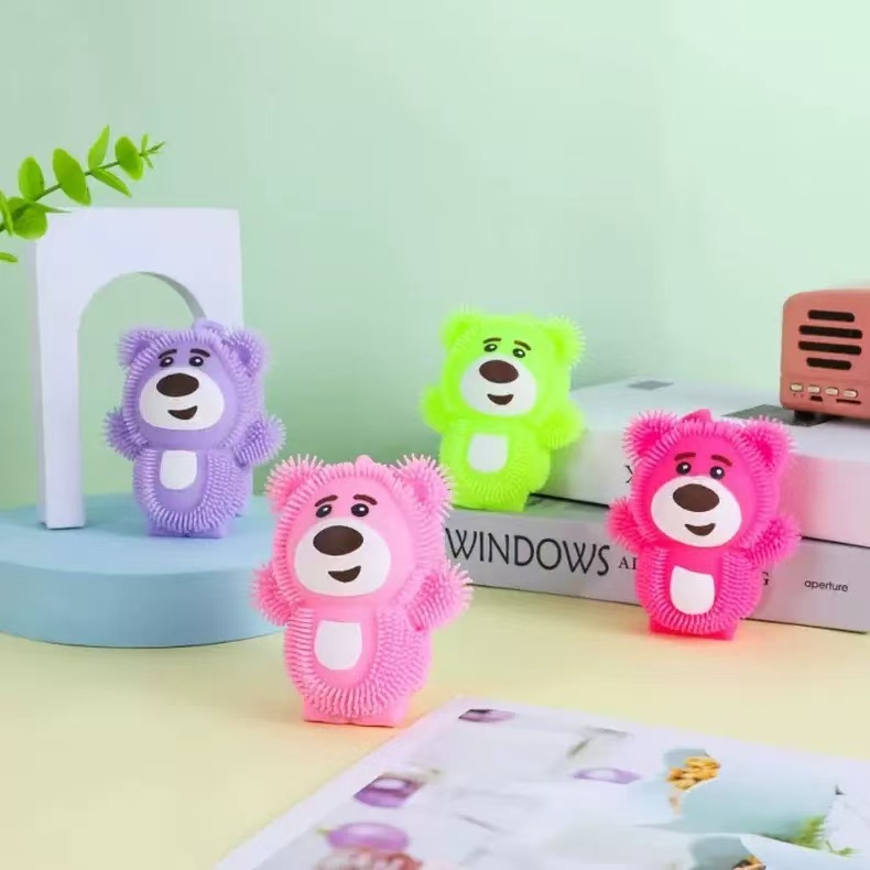 작은 반짝이 딸기곰