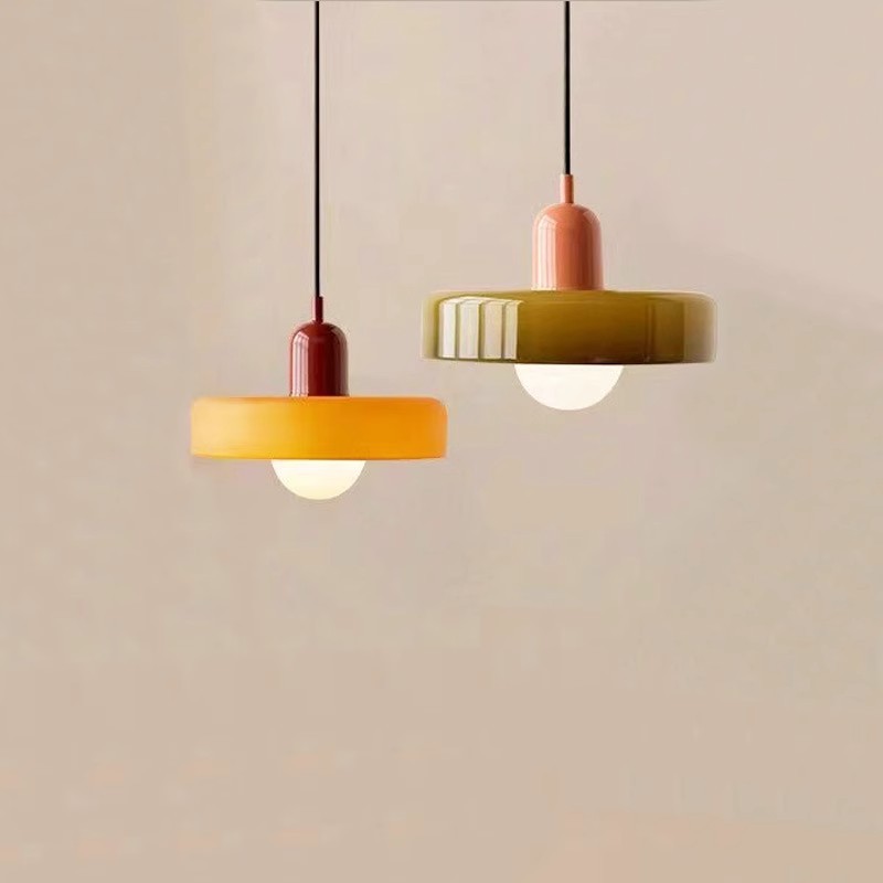 Lámpara de vidrio de colores nórdica creativa simple mesa de comedor moderna dormitorio bar hotel cabezal de cama candelabro colorido comedor